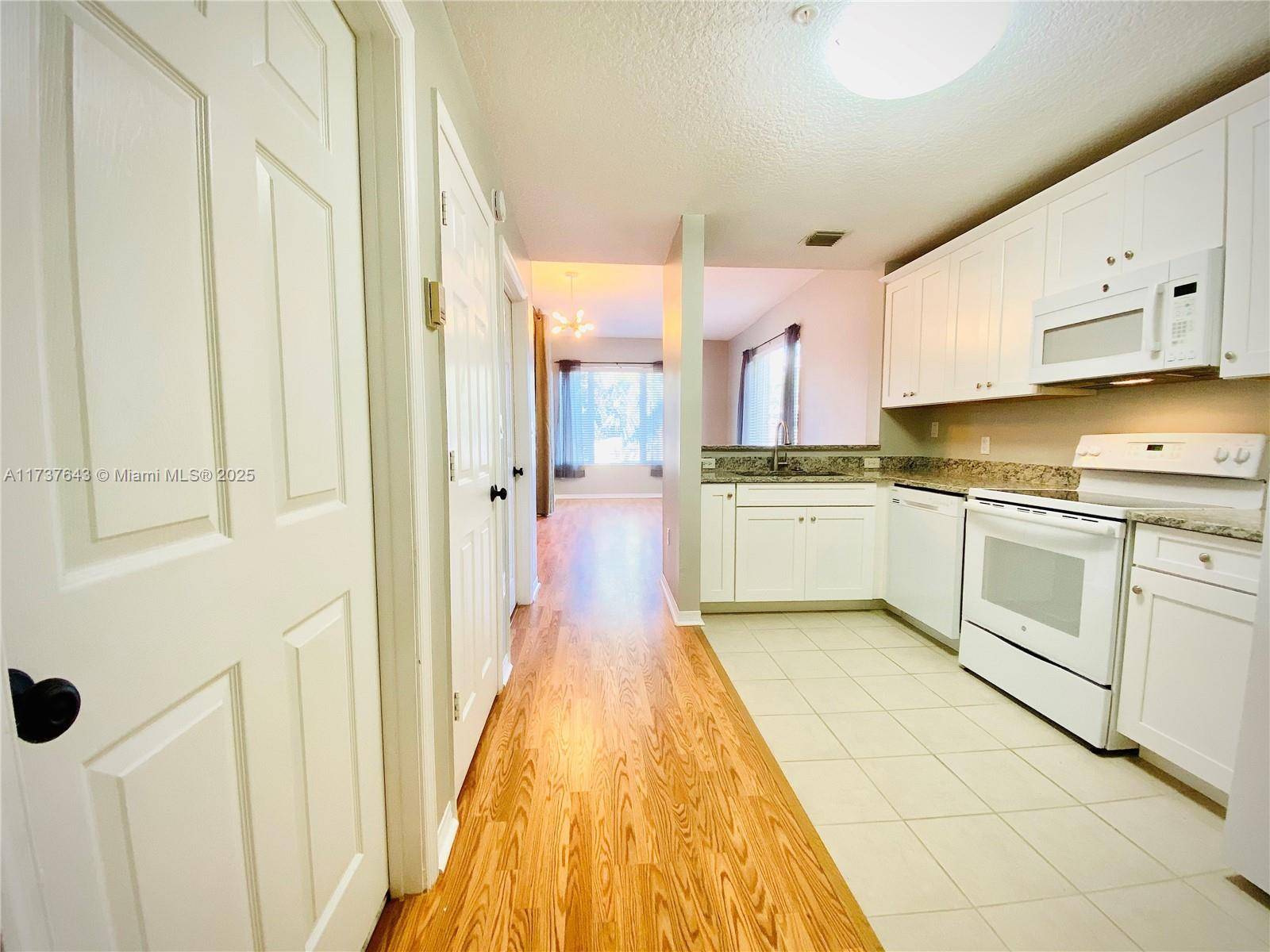 Jupiter, FL 33458,1155 Main St #211