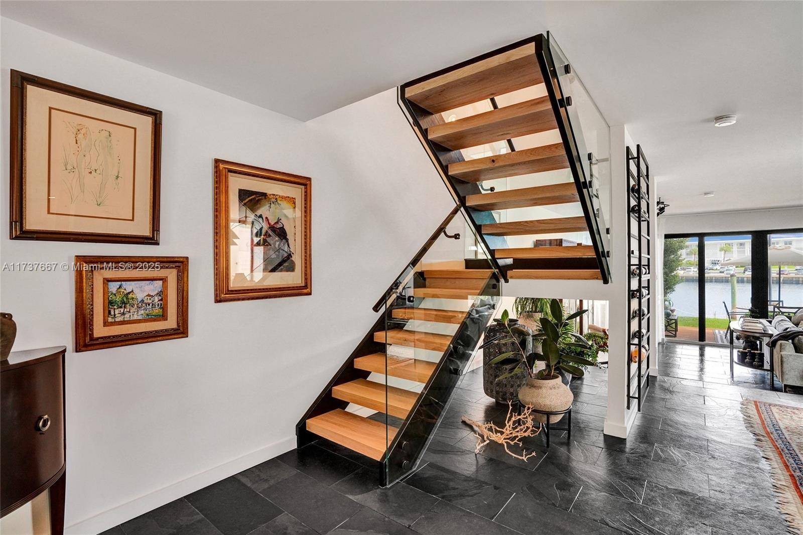 Fort Lauderdale, FL 33316,1800 S Ocean Dr #114