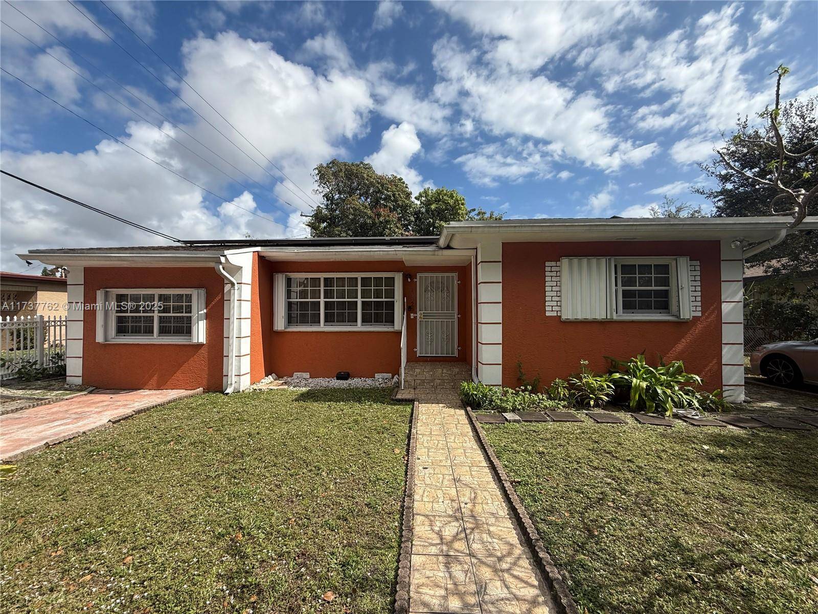 North Miami, FL 33168,13425 NW 12th Ave