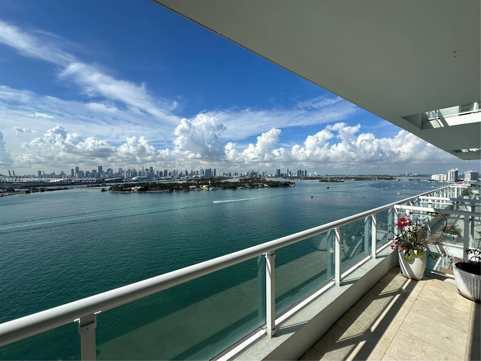 Miami Beach, FL 33139,540 West Ave #1813