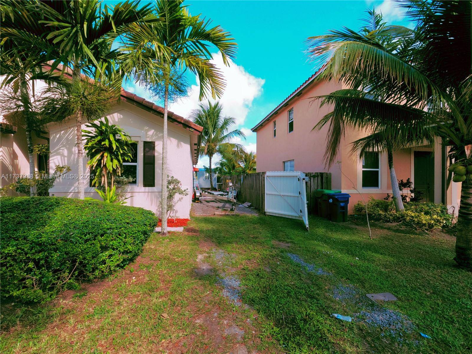 Homestead, FL 33033,13127 SW 284th St