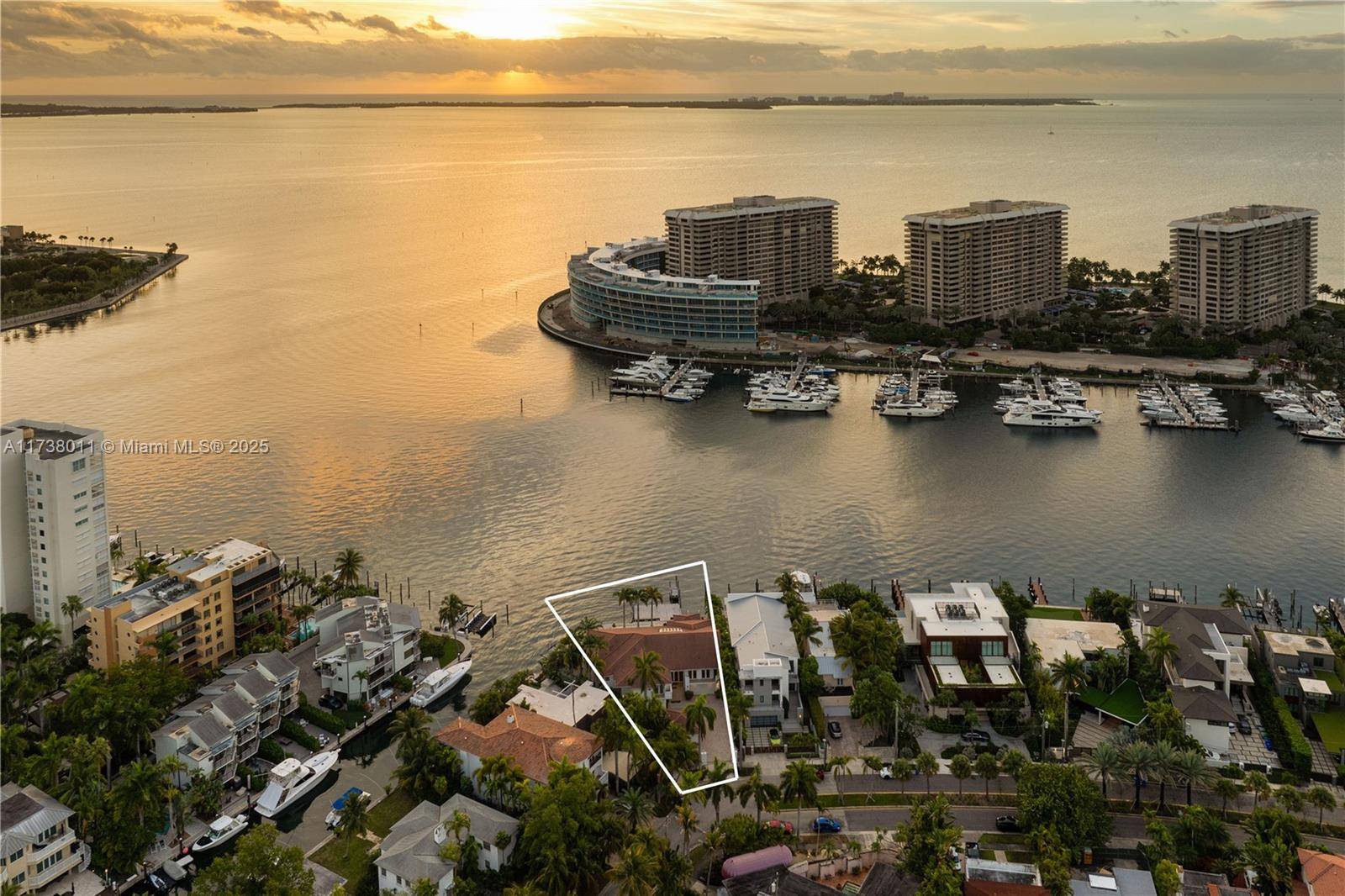 Miami, FL 33133,1740 S Bayshore Ln