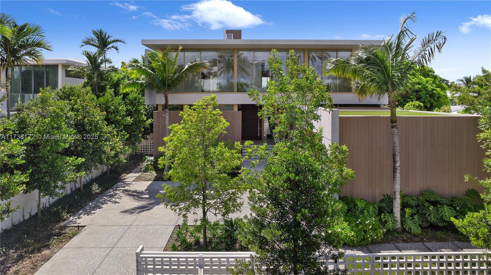 Miami Beach, FL 33141,6494 Allison Rd