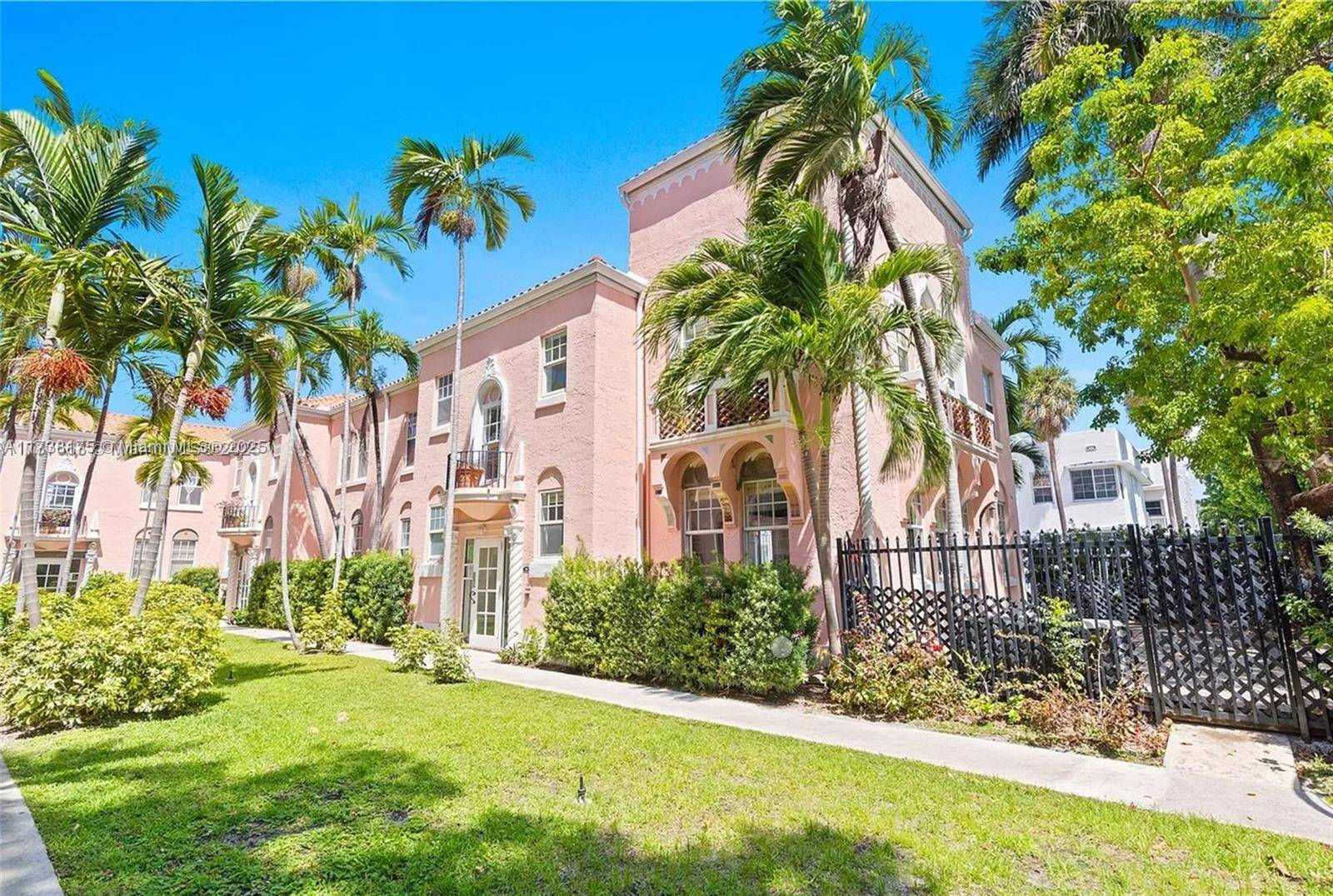 Miami Beach, FL 33139,760 Meridian Ave #3
