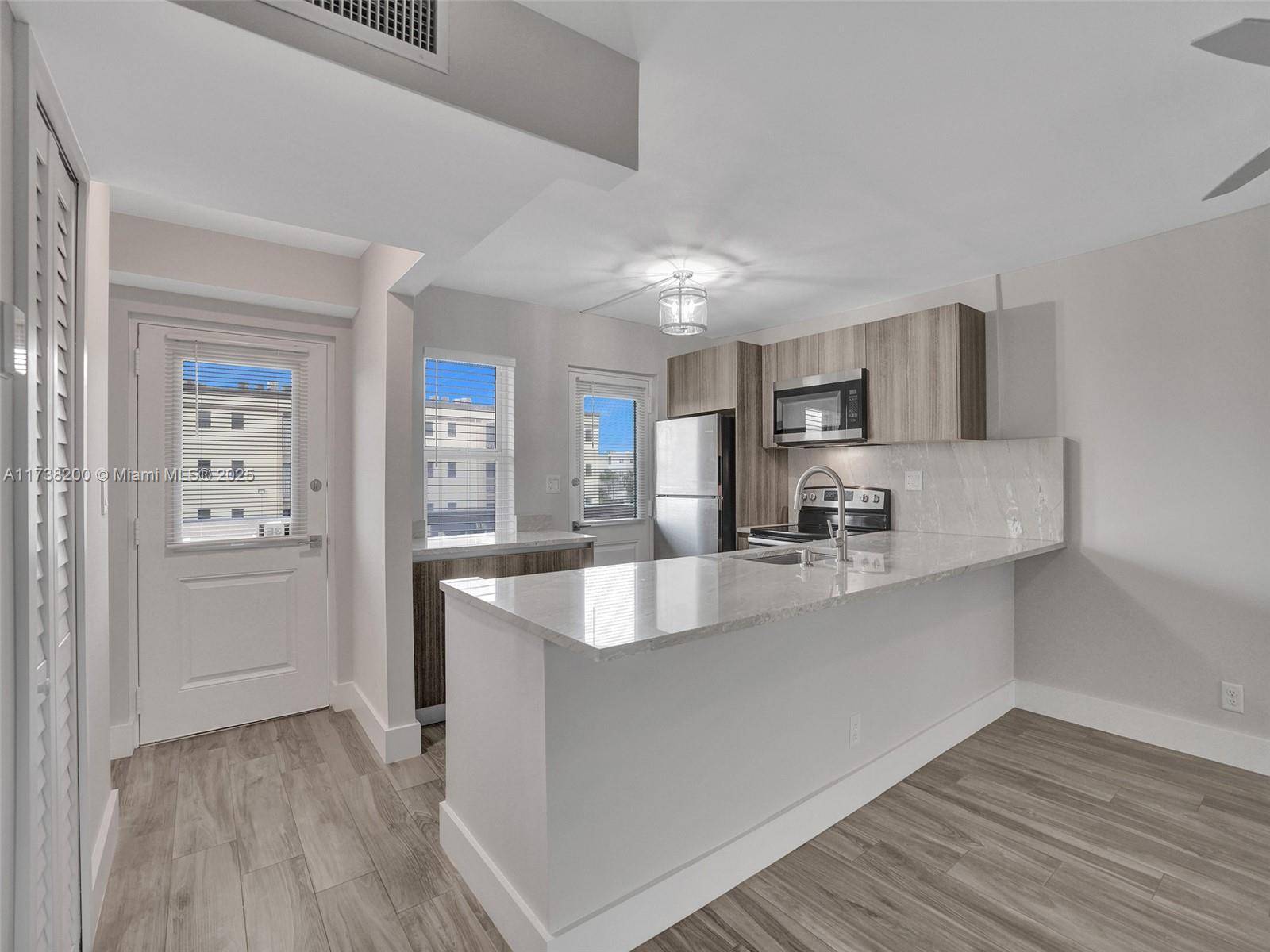 Dania Beach, FL 33004,505 E Dania Beach Blvd #4-3E