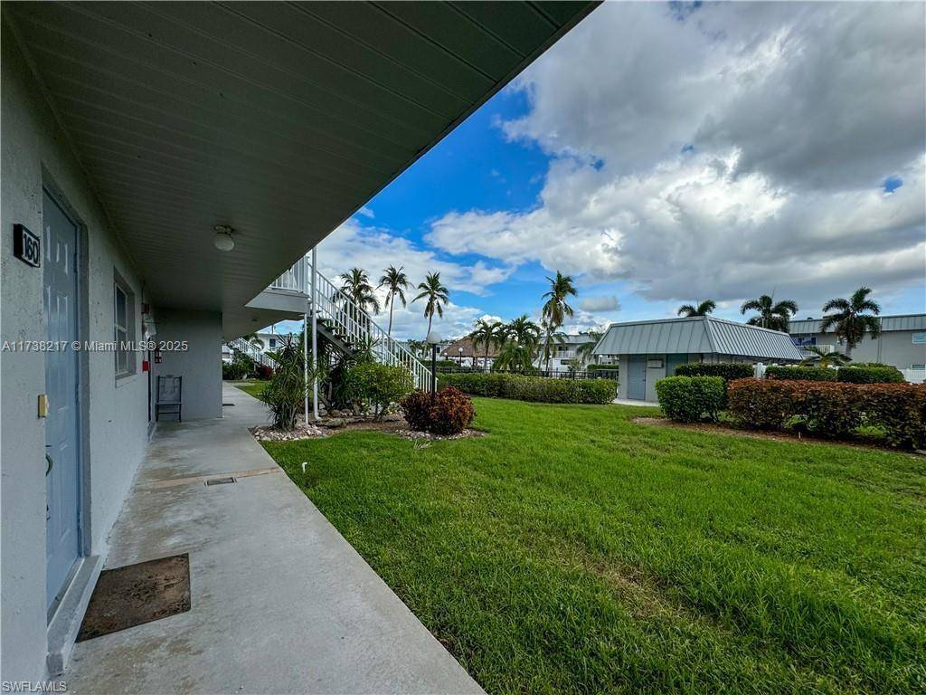 Fort Myers, FL 33919,6777 Winkler Rd #A160