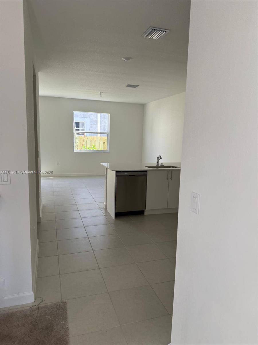 Pembroke Pines, FL 33029,125 SW 184 PL #125