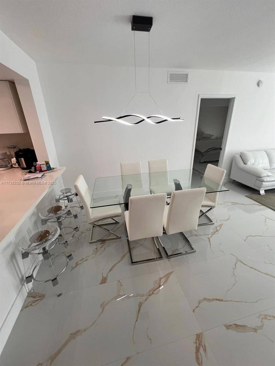 Sunny Isles Beach, FL 33160,300 Sunny Isles Blvd #4-1504