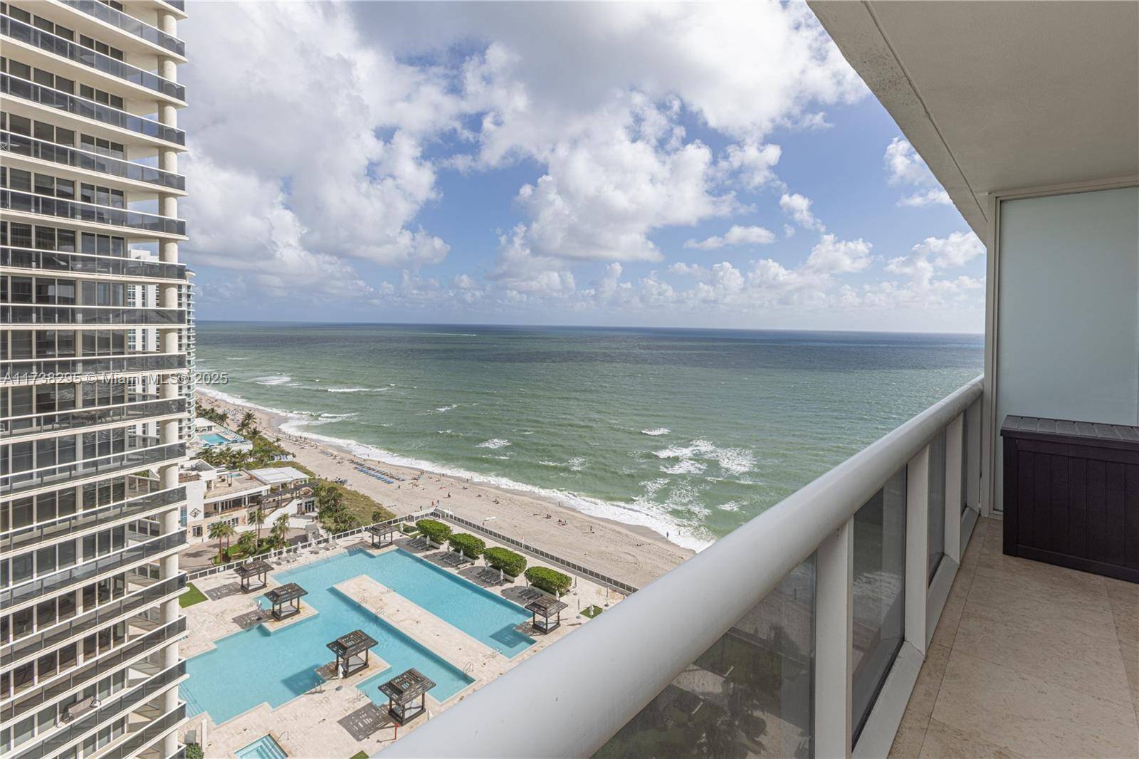 Hallandale Beach, FL 33009,1830 S Ocean Dr #2108