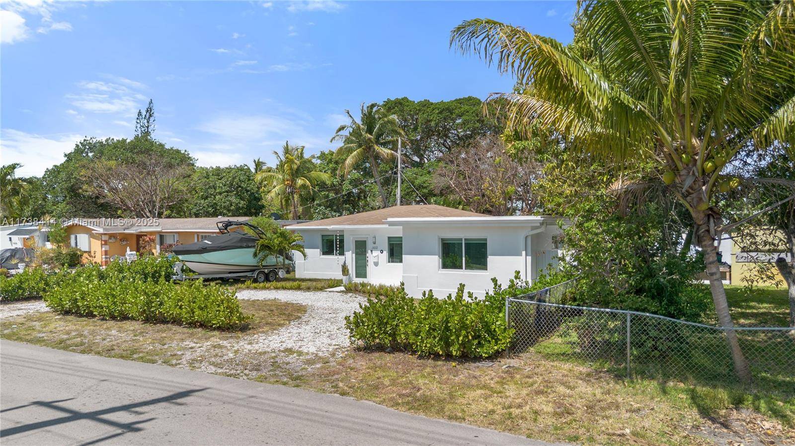 Hollywood, FL 33020,1410 S 22nd Ave