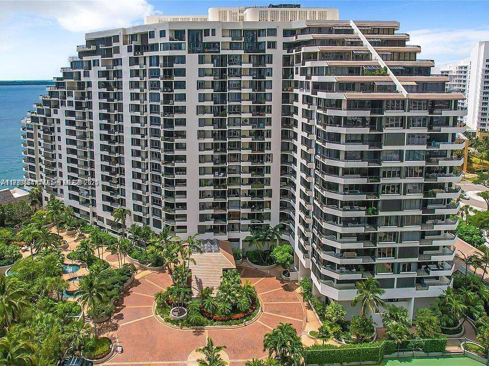 Miami, FL 33131,520 Brickell Key Dr #A1912