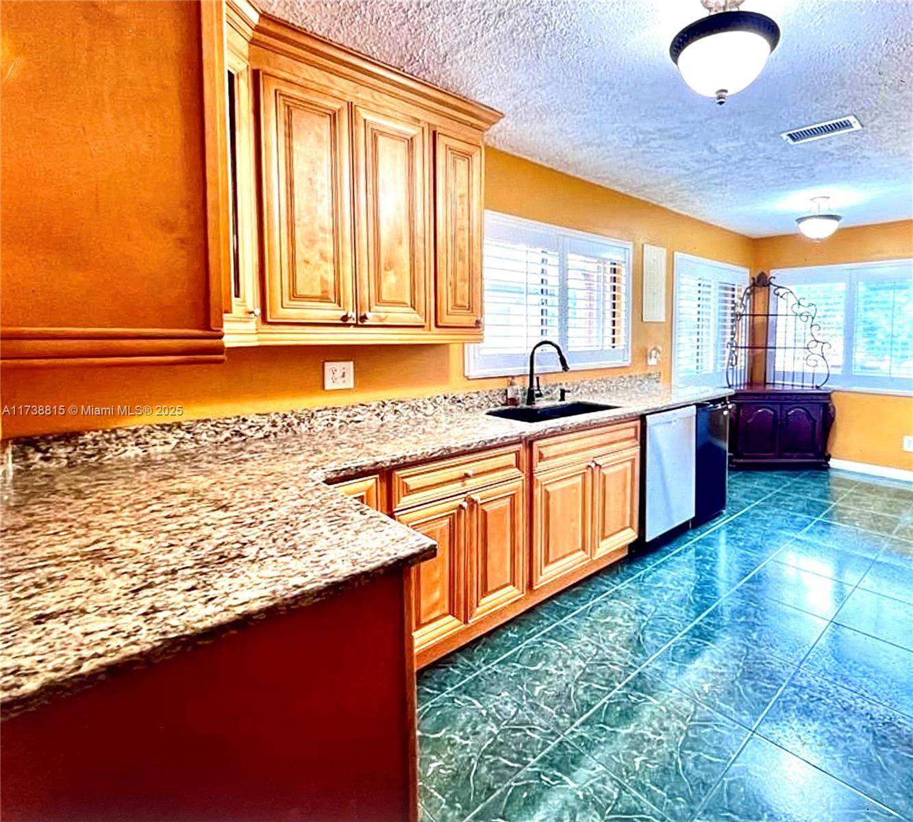 Davie, FL 33324,2141 SW 93rd Way #704