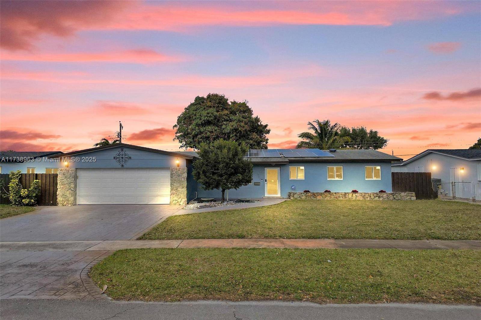 Pembroke Pines, FL 33024,7711 NW 5th St