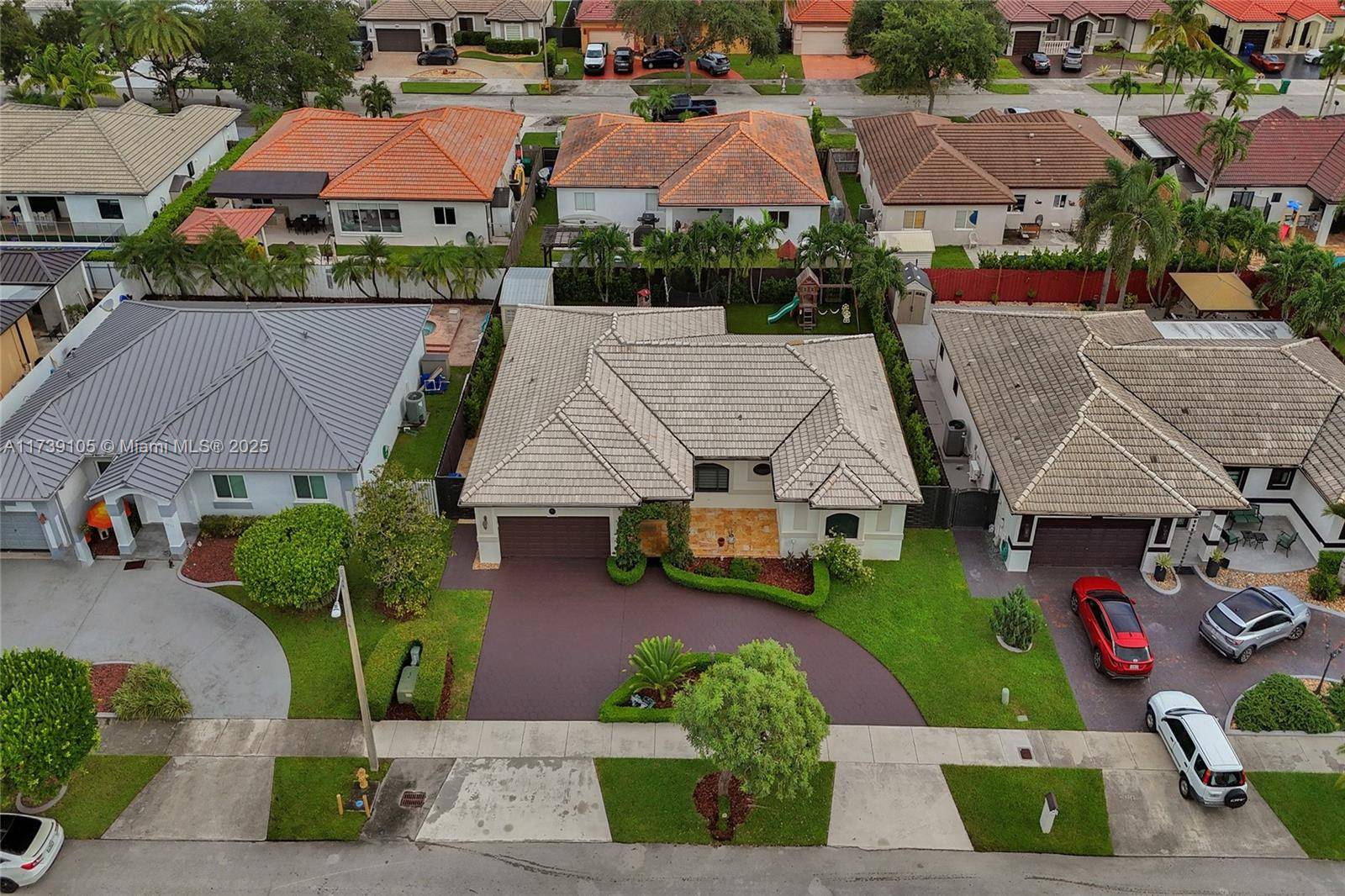 Hialeah, FL 33018,8843 NW 176th St