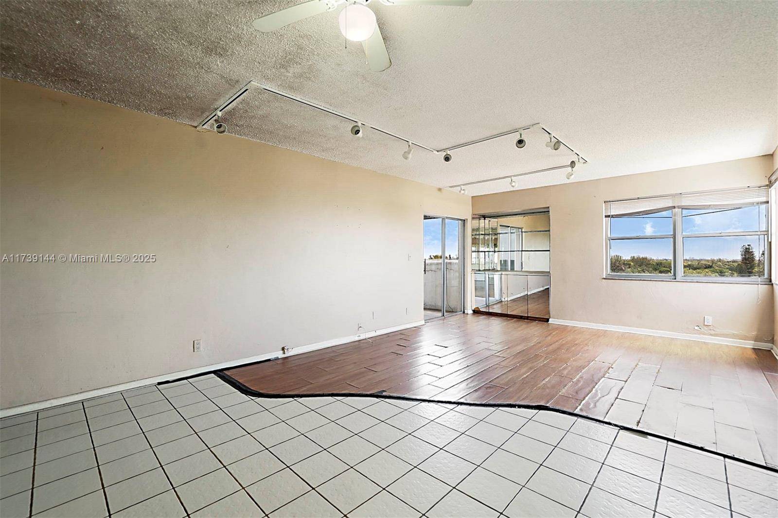 Lauderhill, FL 33319,3301 Spanish Moss Ter #904