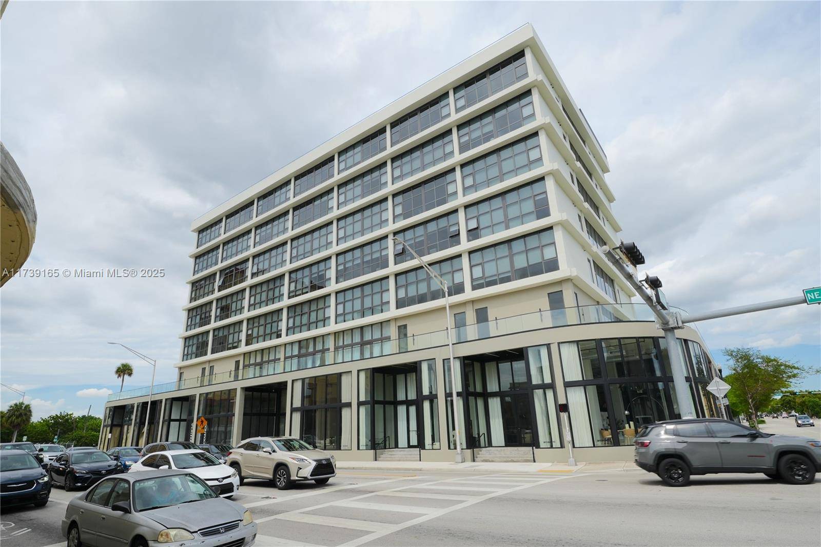 Miami, FL 33138,7920 NE 2nd Ave #609