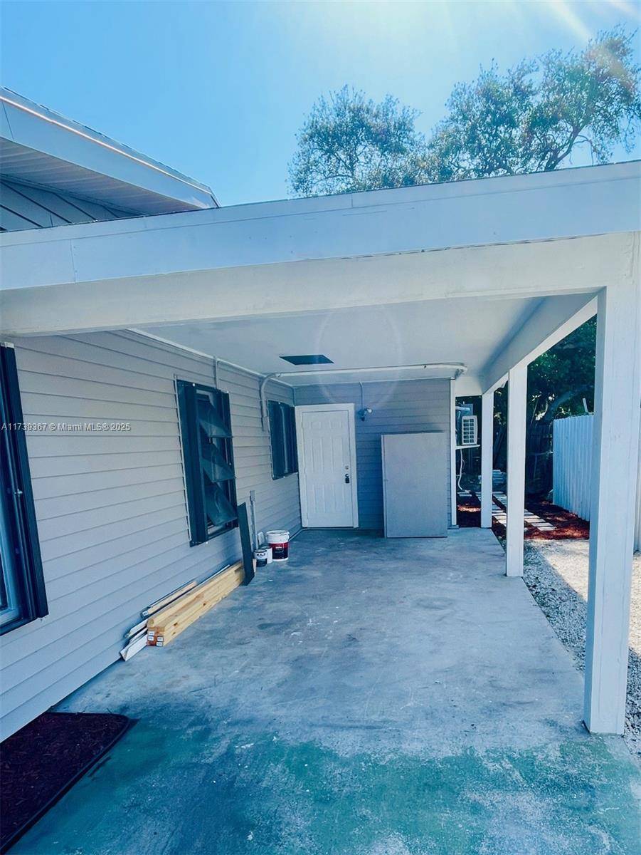 Riviera Beach, FL 33403,183 Silver Beach Road