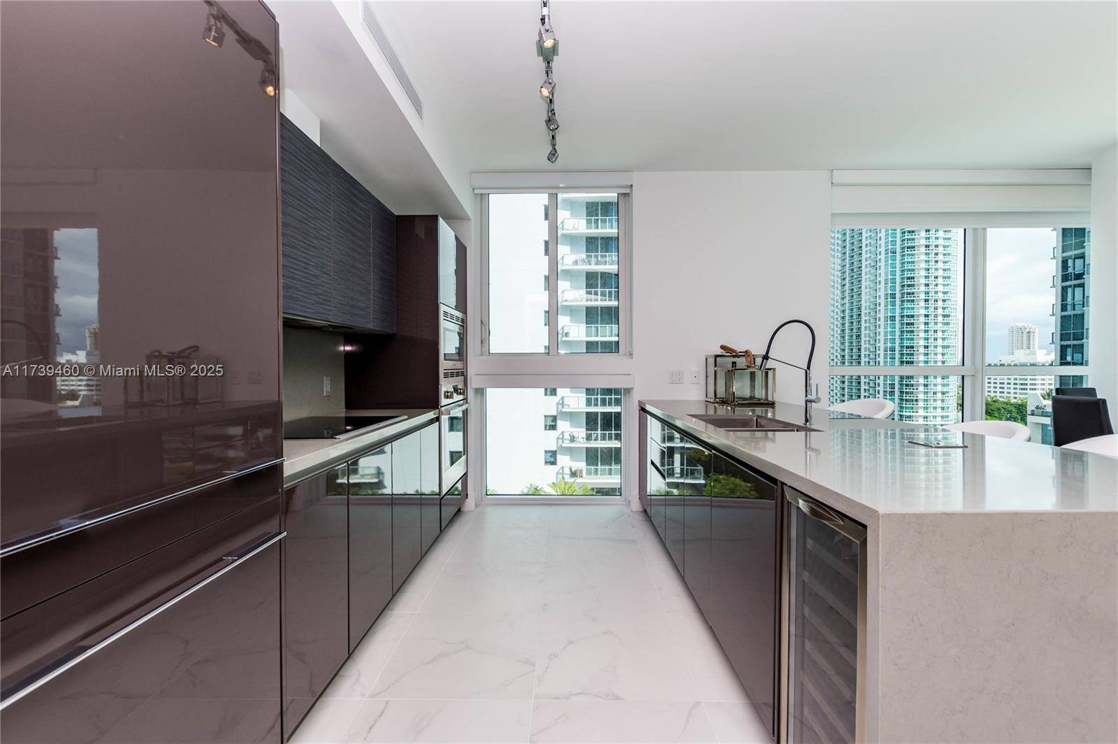 Miami, FL 33131,1080 Brickell Ave #1708
