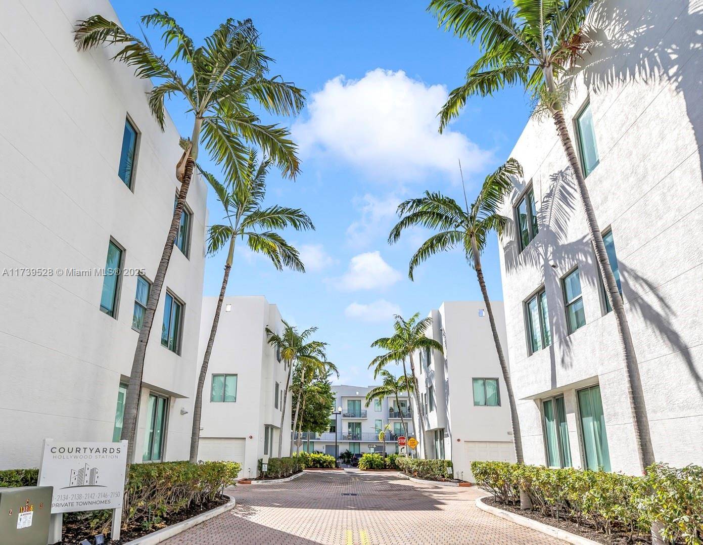 Hollywood, FL 33020,2138 Van Buren St #606