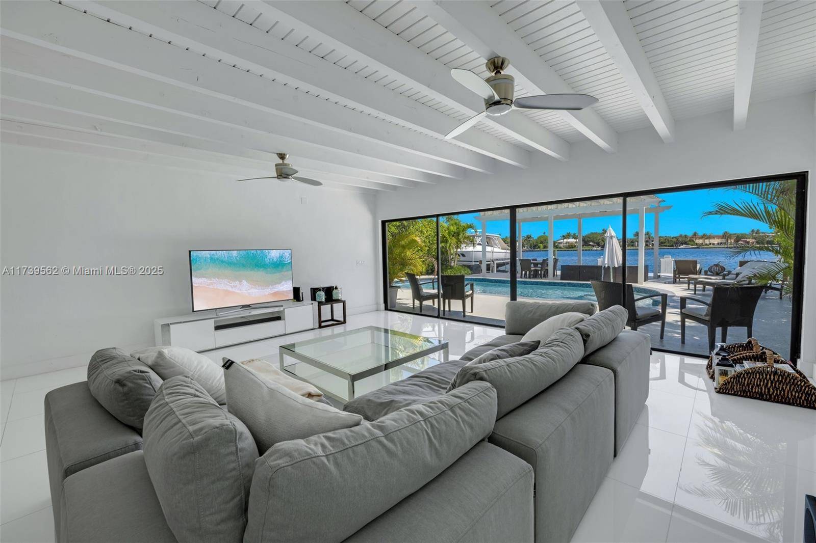 Miami Beach, FL 33141,1405 Stillwater Dr