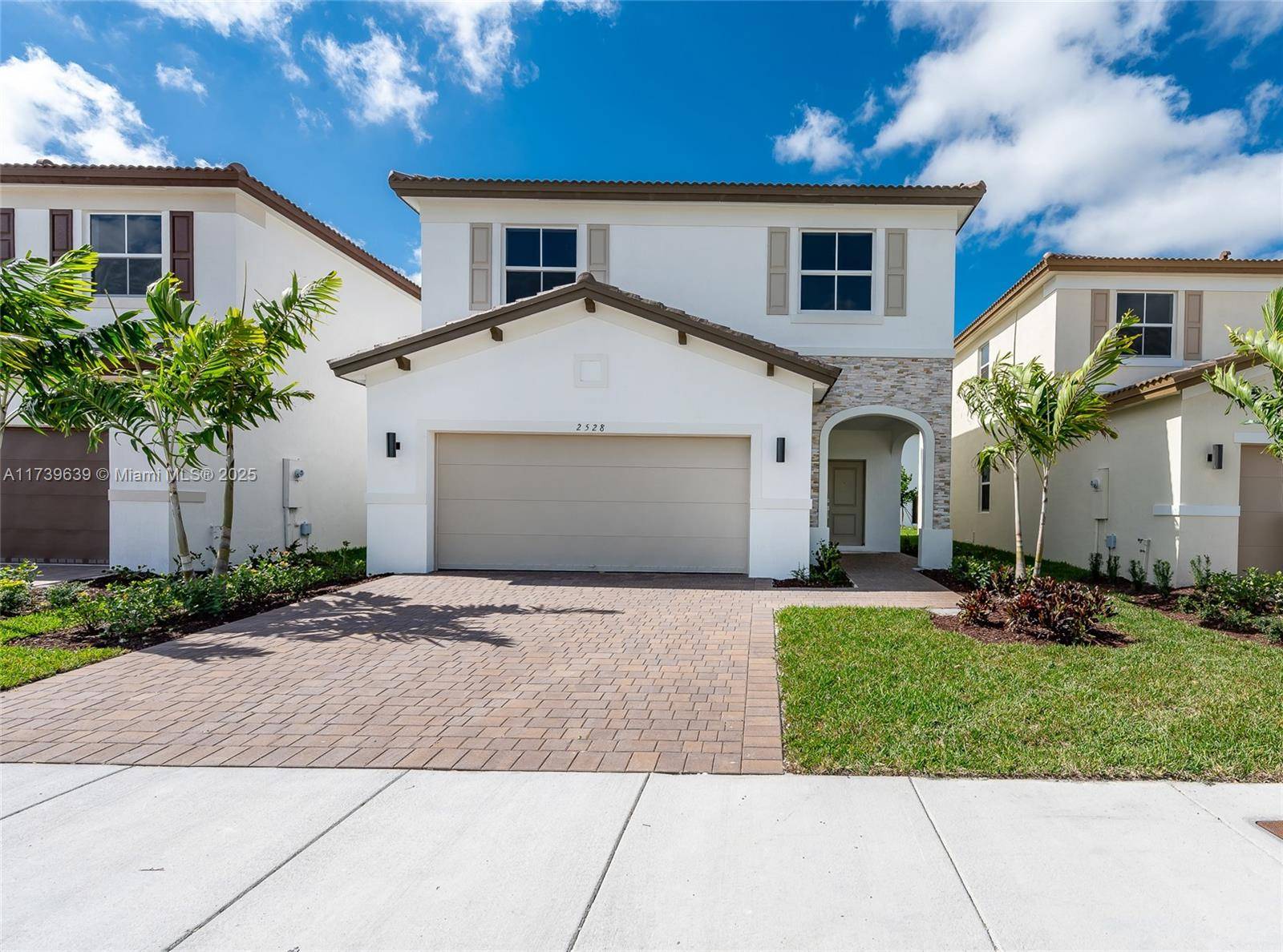 Homestead, FL 33035,2528 SE 26 TER