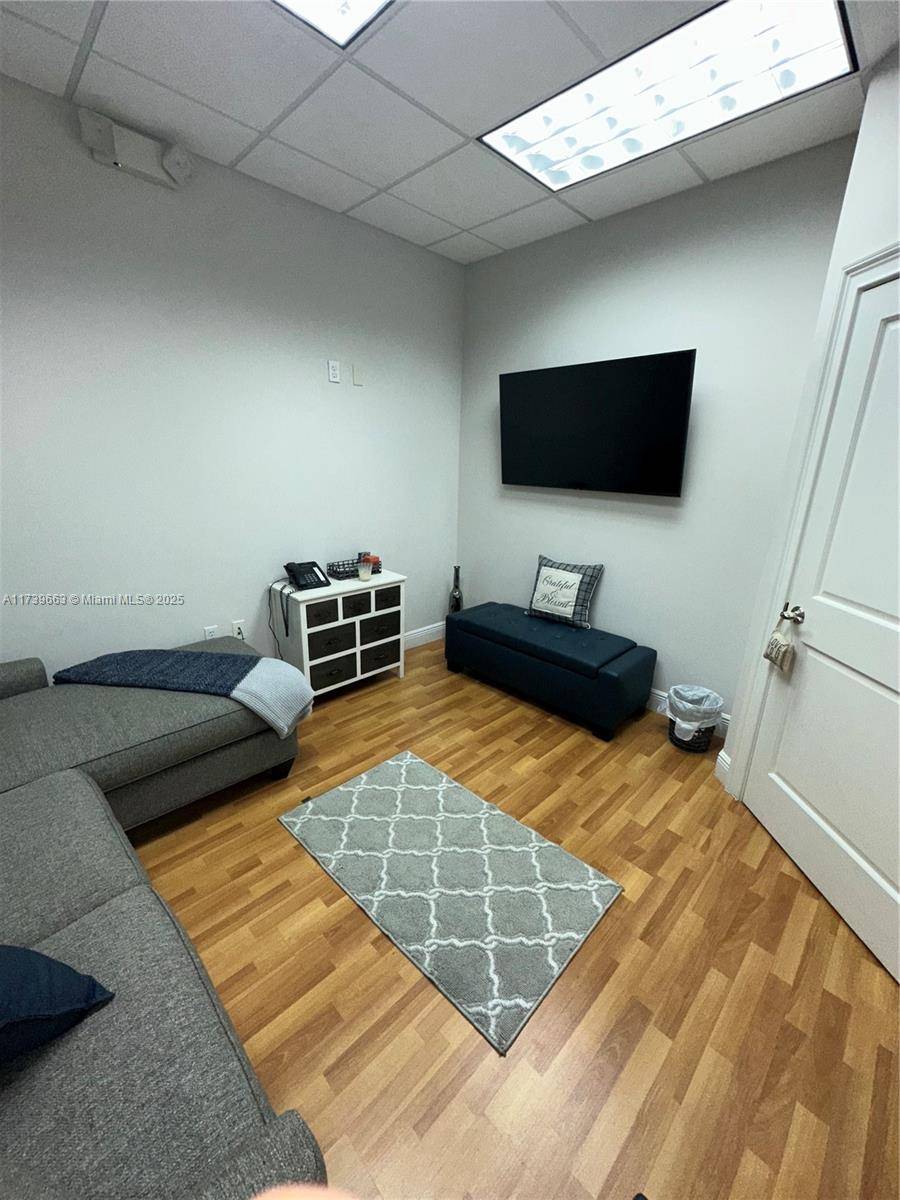 Miami, FL 33186,12925 SW 132nd St #4