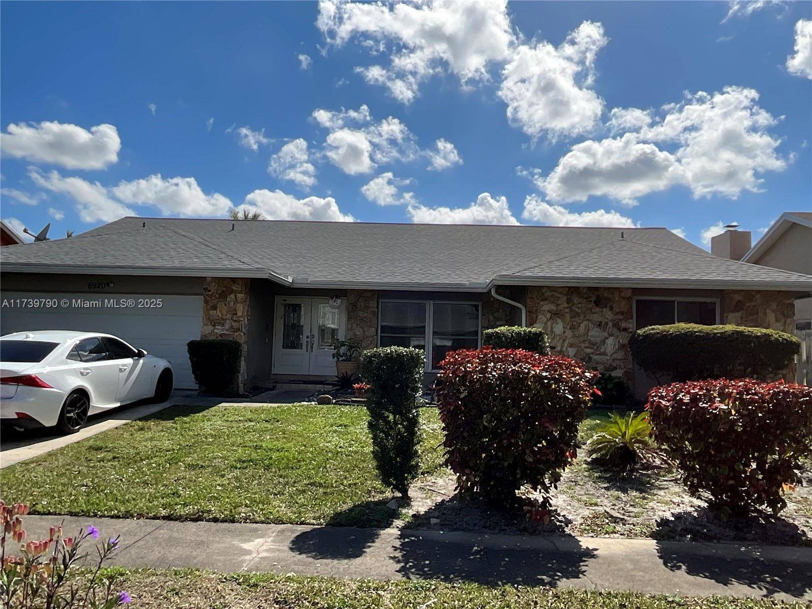Lauderhill, FL 33319,Address not disclosed