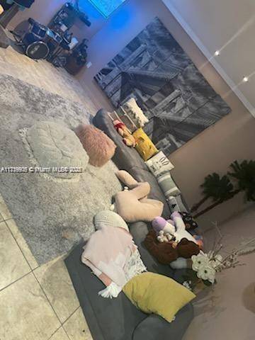 Miami Gardens, FL 33169,20500 NW 7th Ave #11