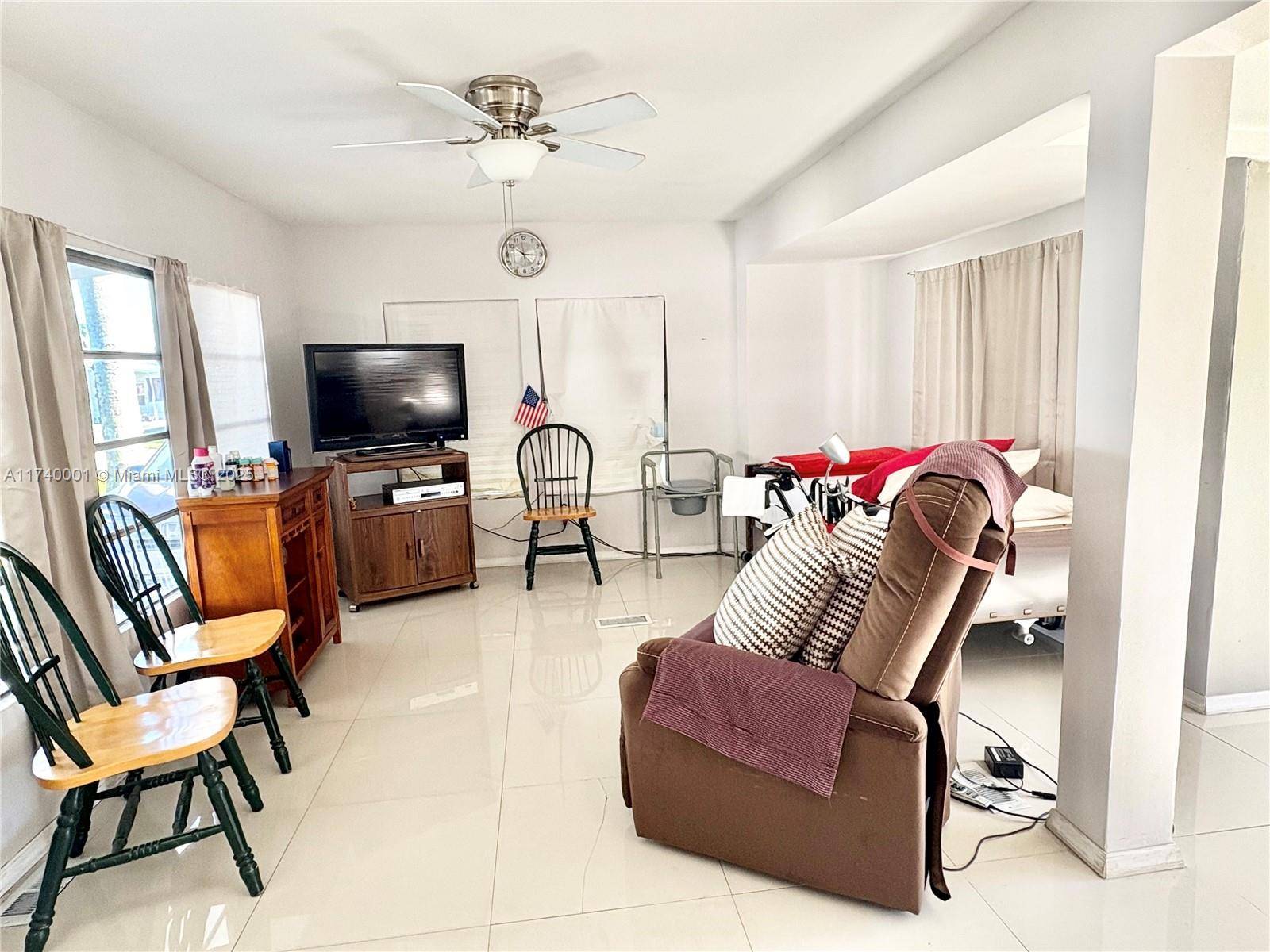Davie, FL 33324,1941 SW 85th Ter