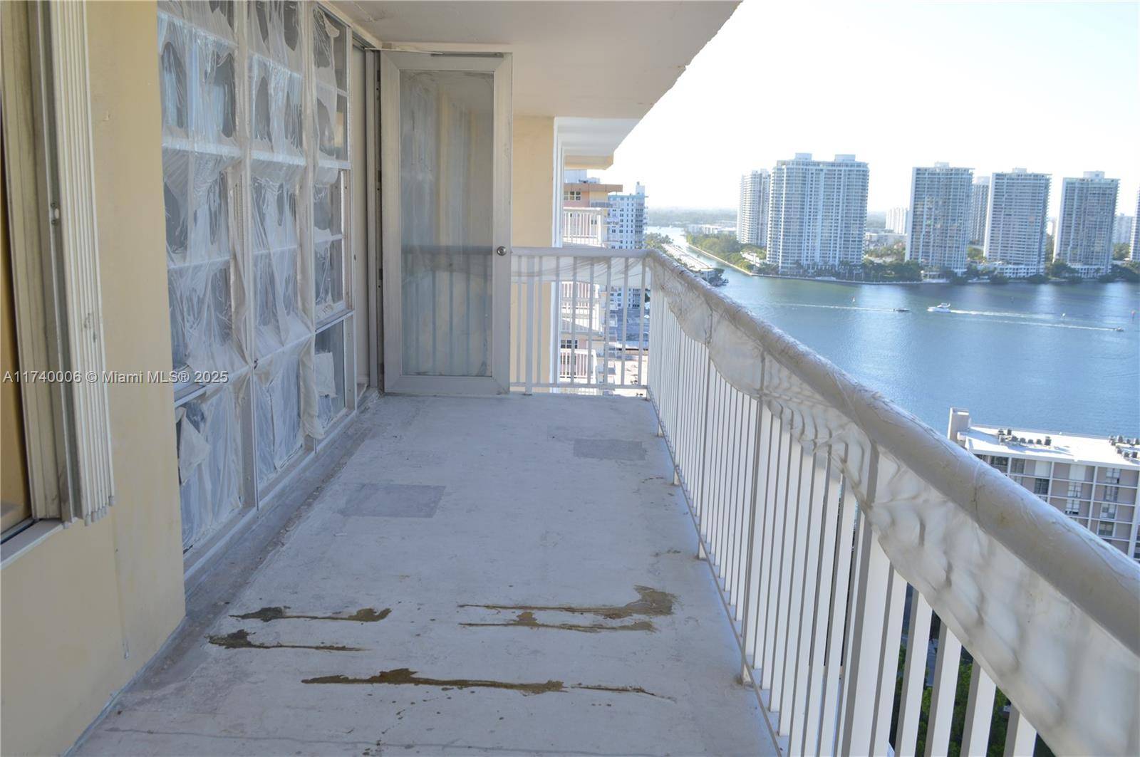 Sunny Isles Beach, FL 33160,231 174th St #2402