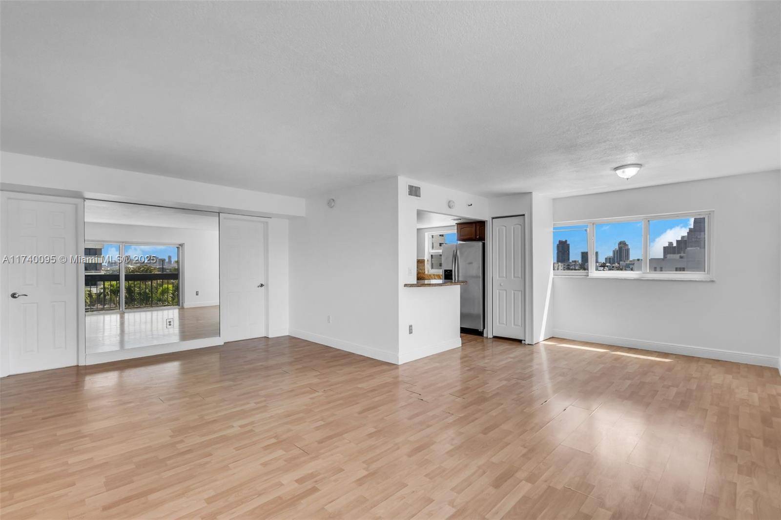 Miami Beach, FL 33139,1345 West Ave #704