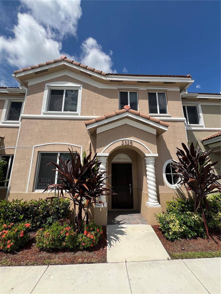 Homestead, FL 33035,2325 SE 10th St #0