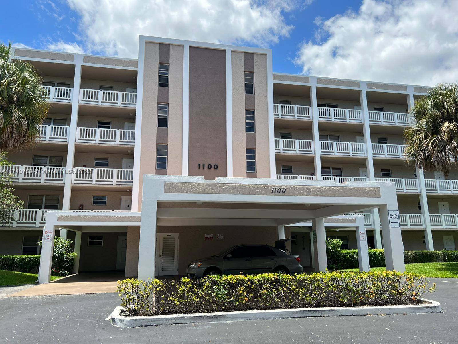 Coral Springs, FL 33071,1100 NW 87th Ave #304