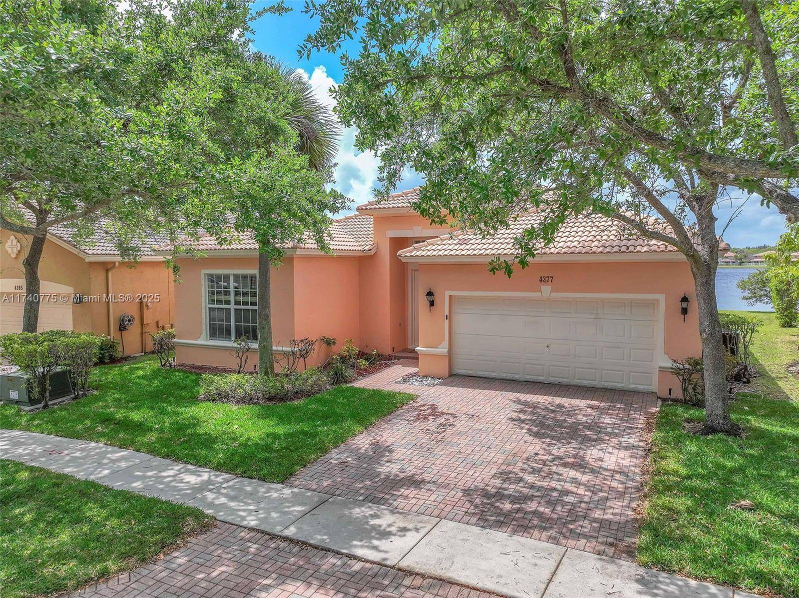 Weston, FL 33332,4377 E Whitewater Ave