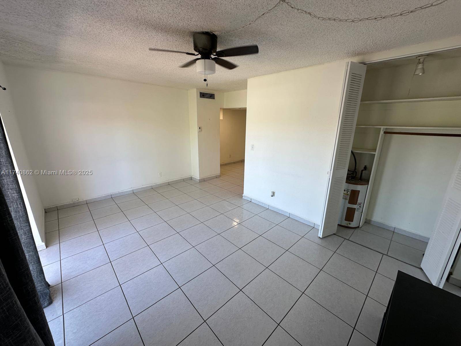 North Miami, FL 33161,12500 NE 5th Ave #207