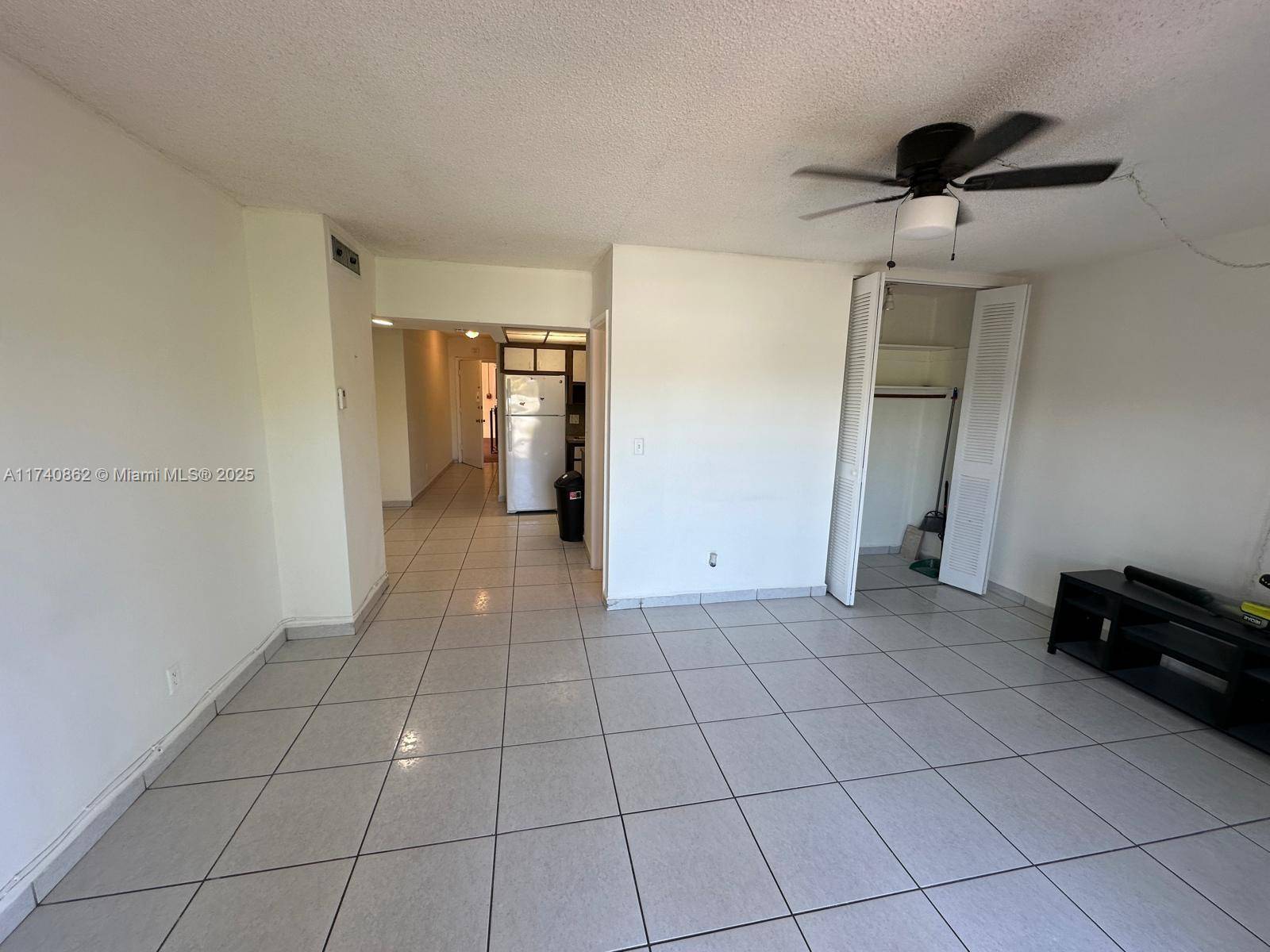 North Miami, FL 33161,12500 NE 5th Ave #207