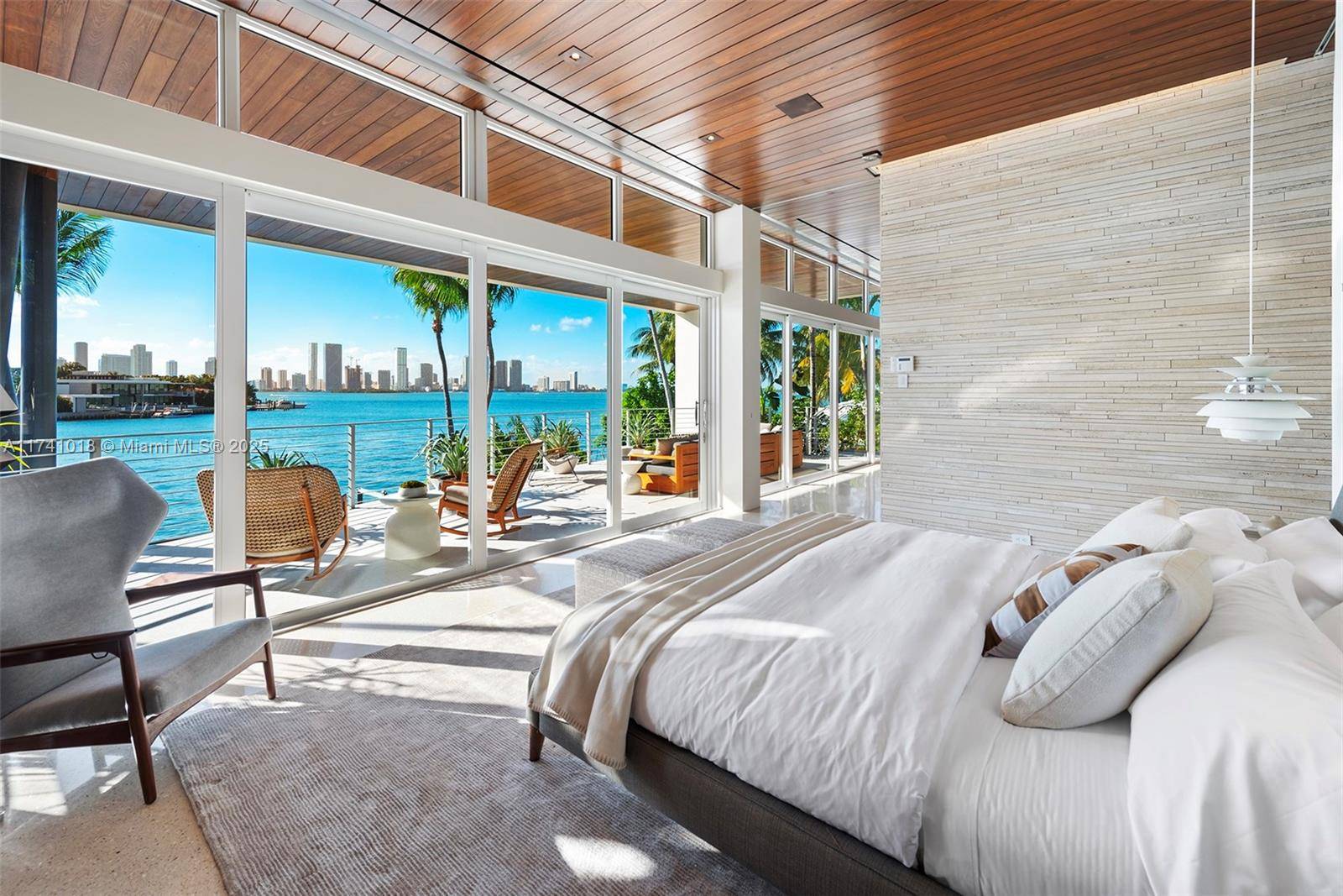 Miami Beach, FL 33139,610 W Dilido Dr
