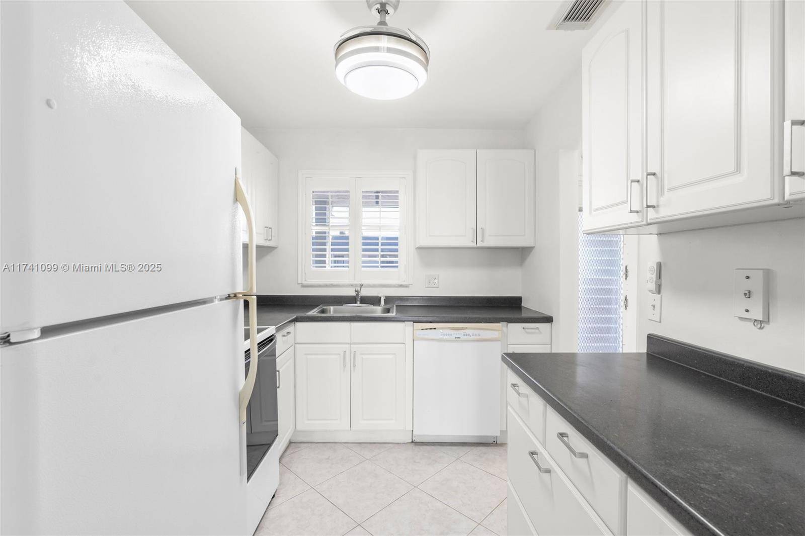 Margate, FL 33063,6600 Royal Palm Blvd #308B