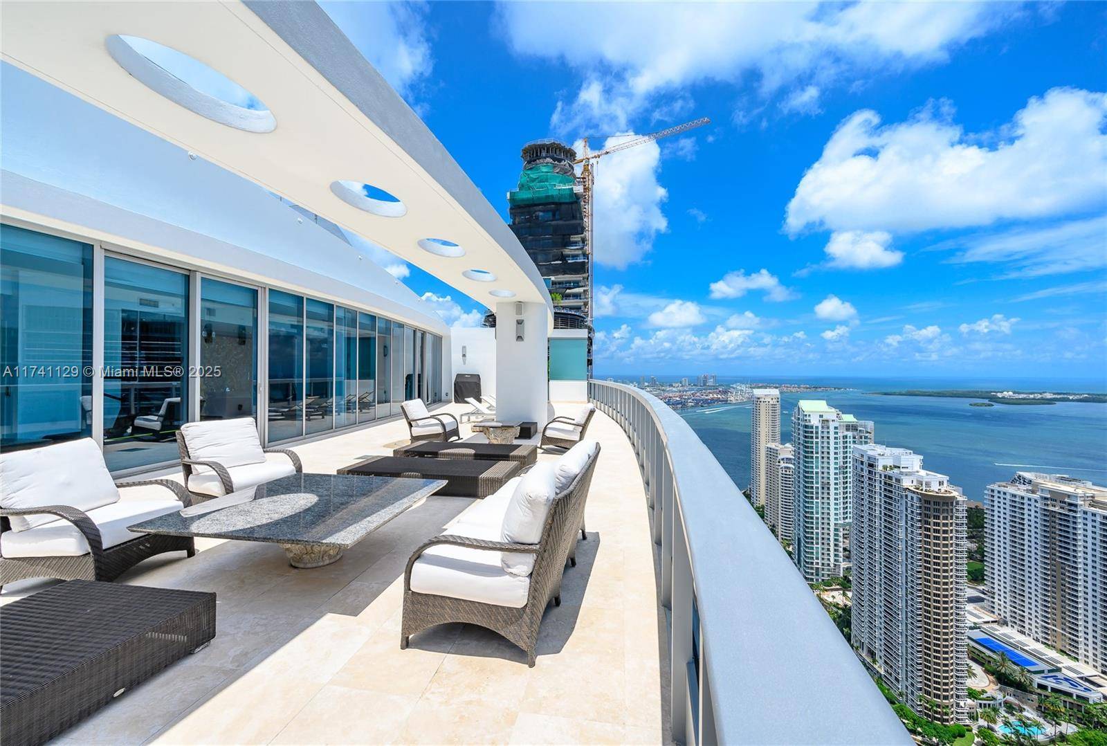 Miami, FL 33131,200 BISCAYNE BLVD WY #5402