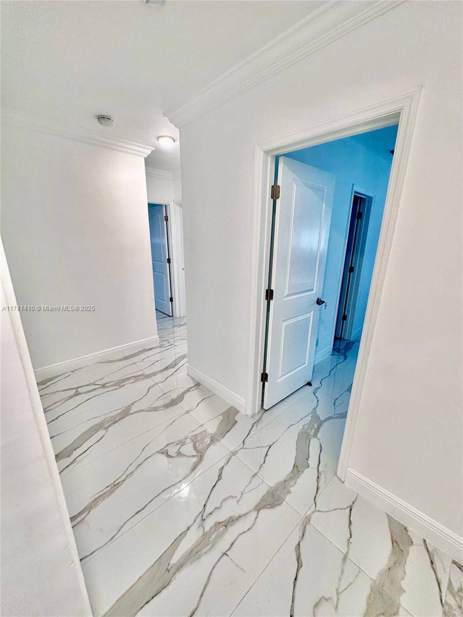 Plantation, FL 33317,301 S Hibiscus Ct