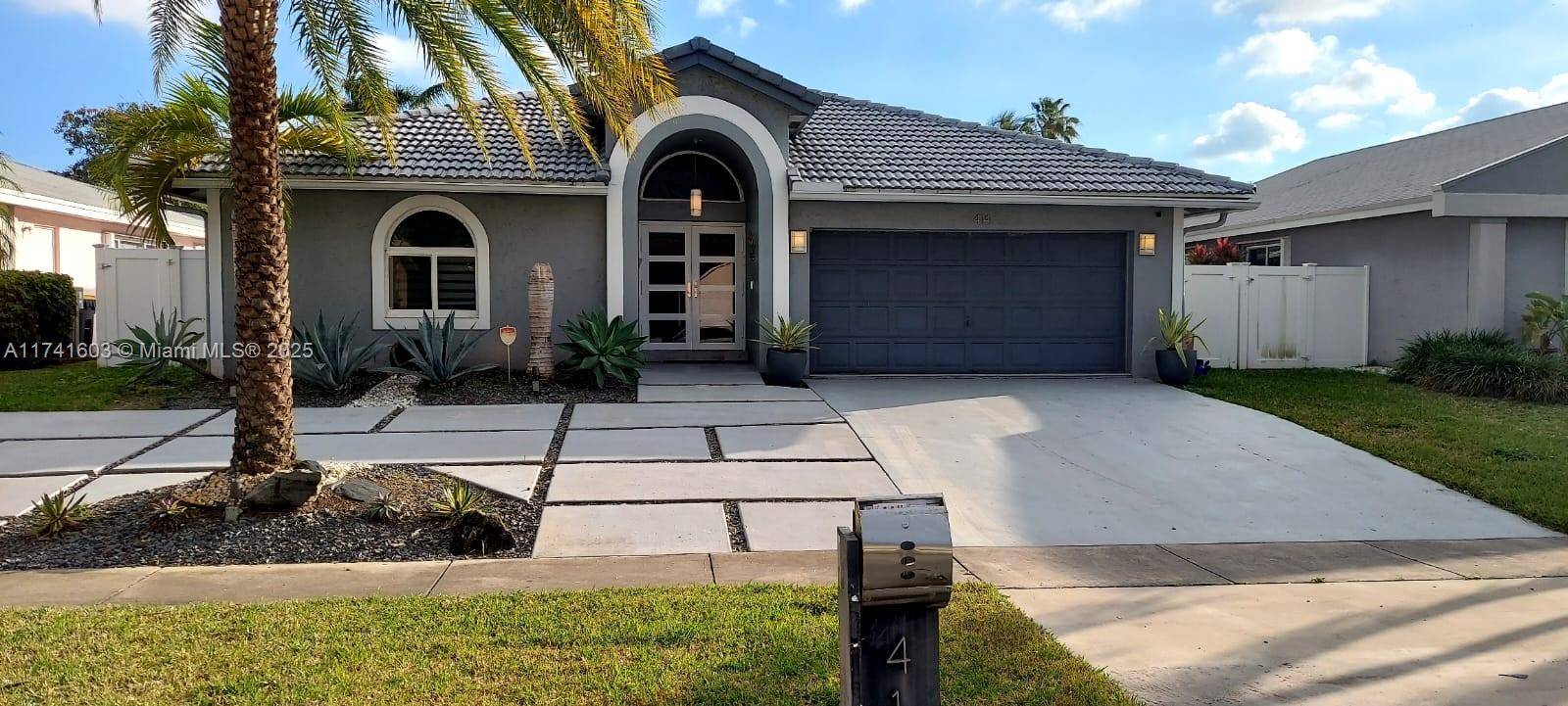 Dania Beach, FL 33004,414 SE 3rd Pl