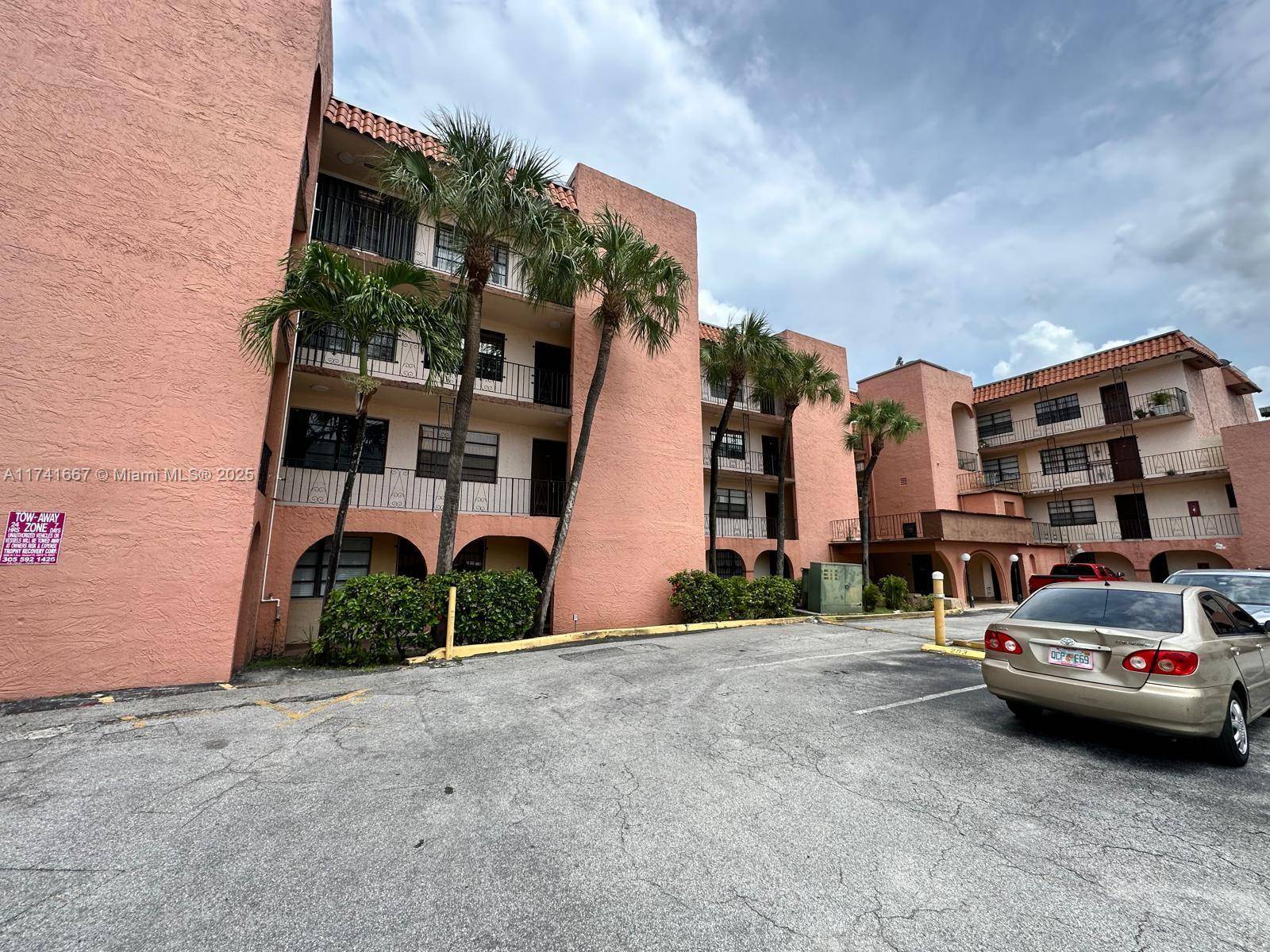 Hialeah, FL 33012,6675 W 4th Ave #402