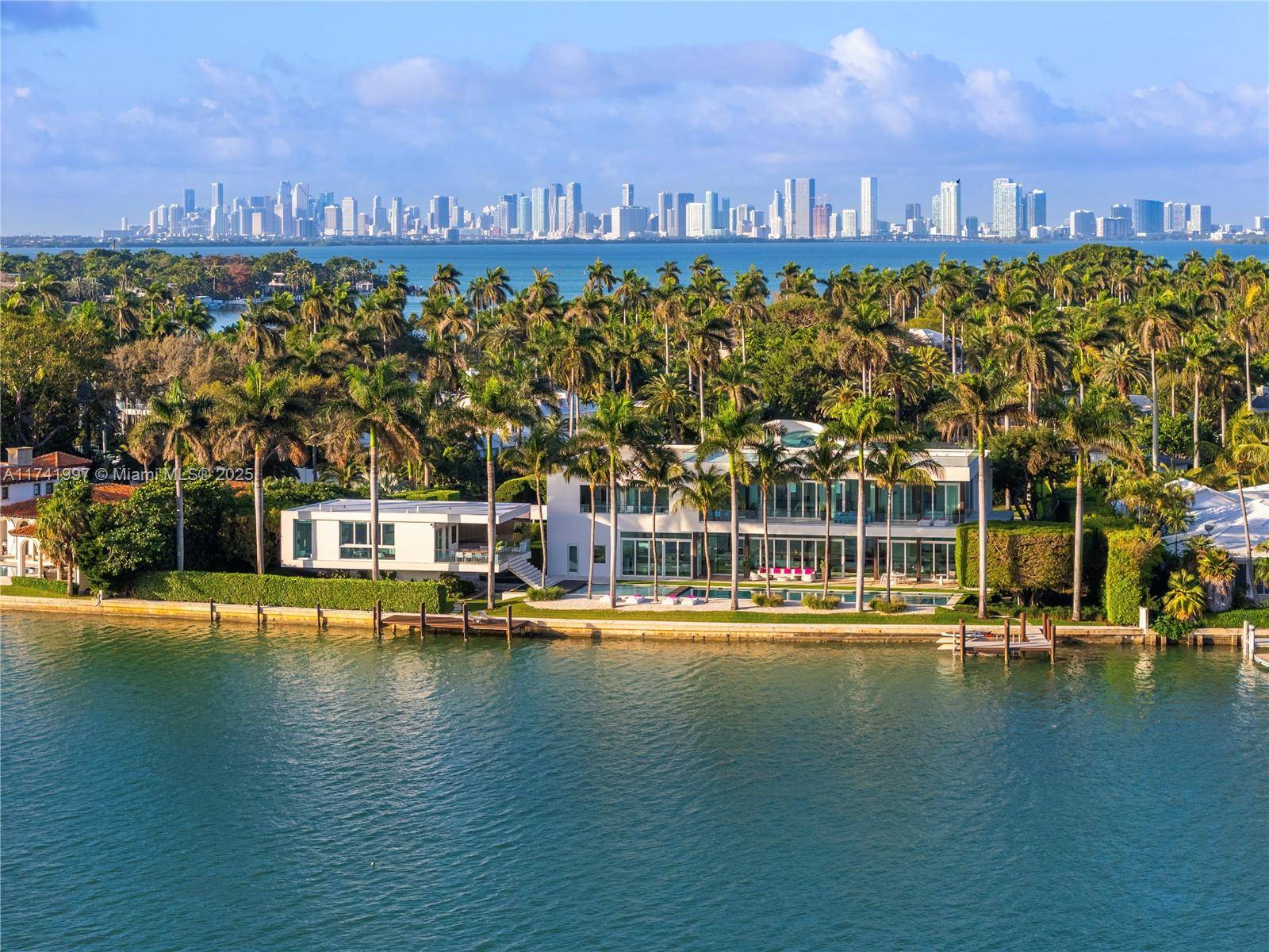 Miami Beach, FL 33141,88 La Gorce Cir