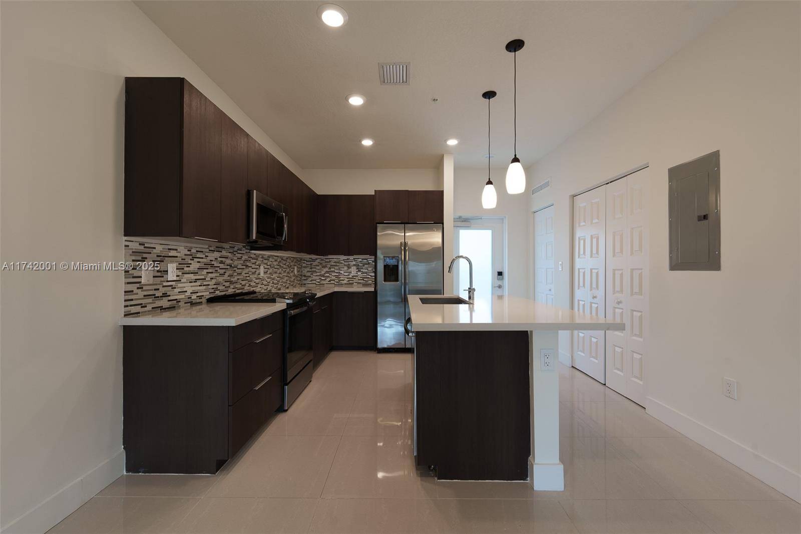 Doral, FL 33166,4745 NW 84th Ct #47
