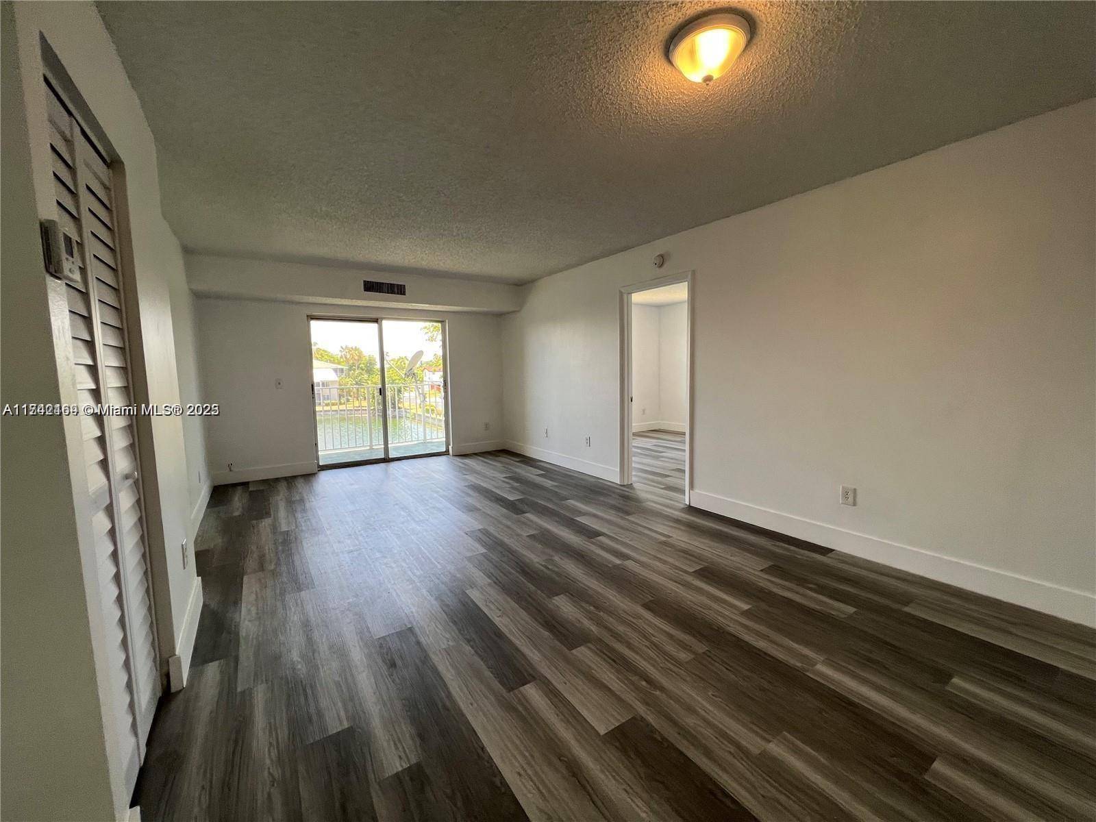 Cutler Bay, FL 33189,8260 SW 210th St #220
