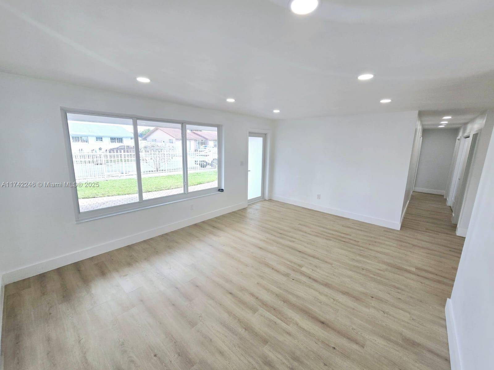 Hialeah, FL 33014,540 W 77th St