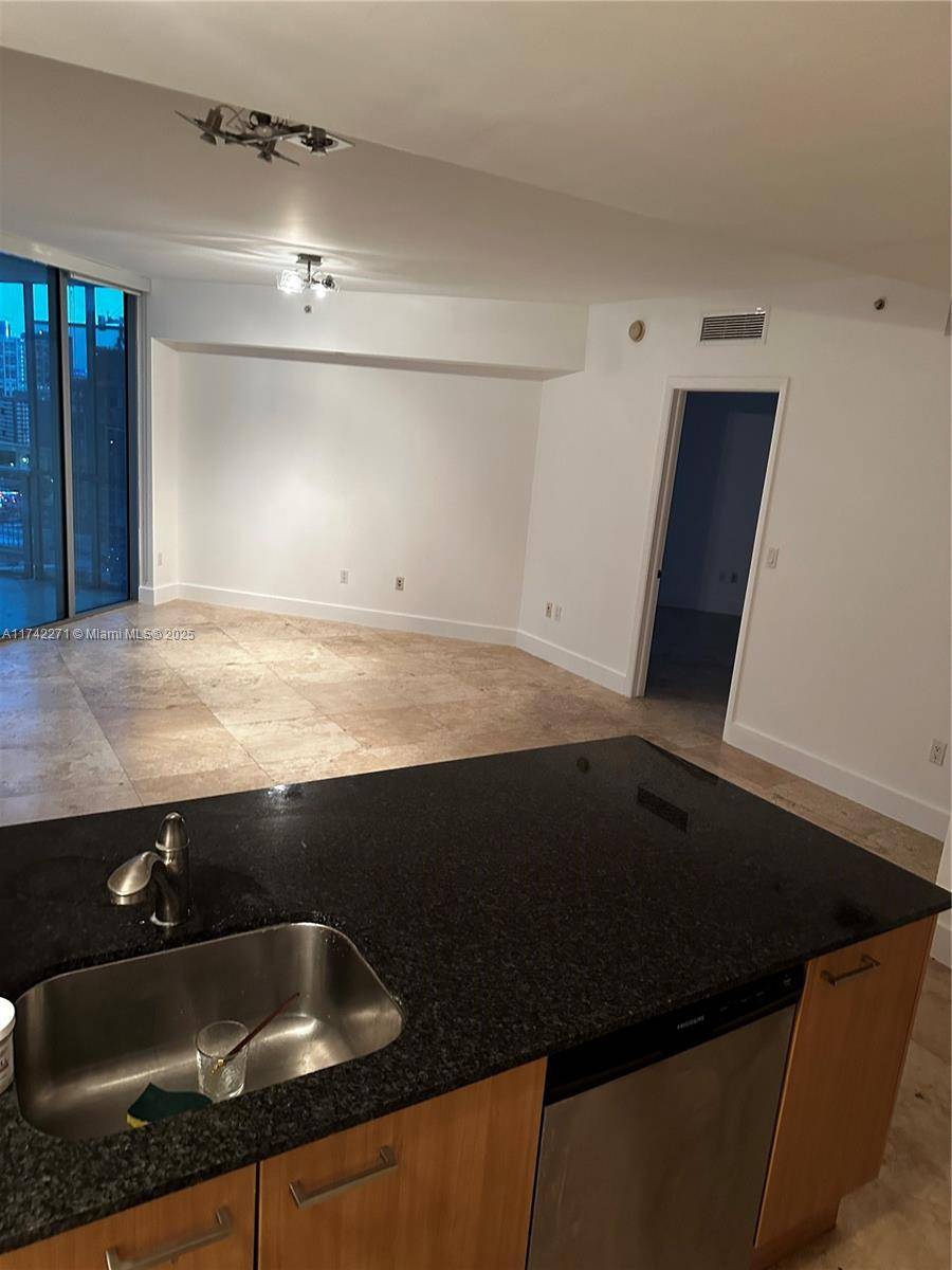 Miami, FL 33130,350 S Miami Ave #1704