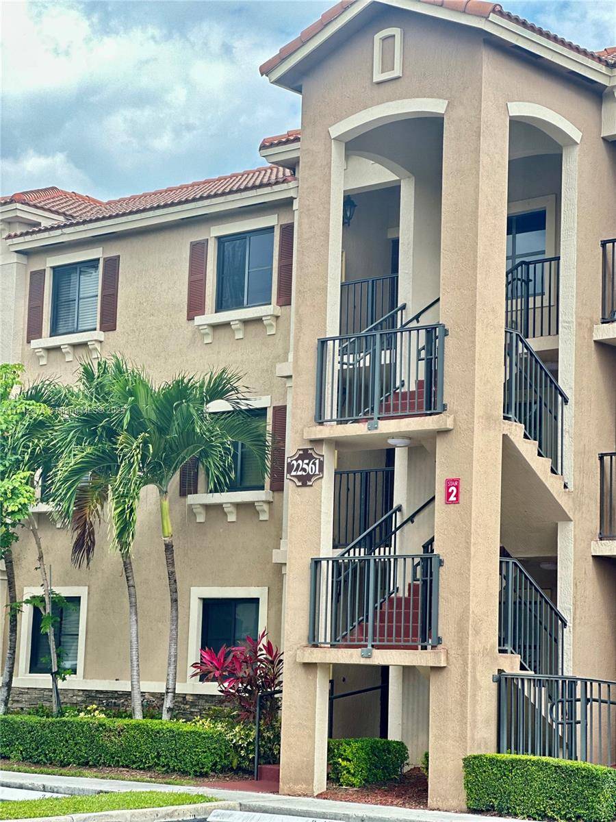 Cutler Bay, FL 33190,22441 SW 88th Pl #301-5