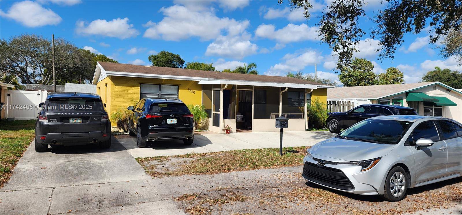 Hollywood, FL 33024,1360 N 73rd Way