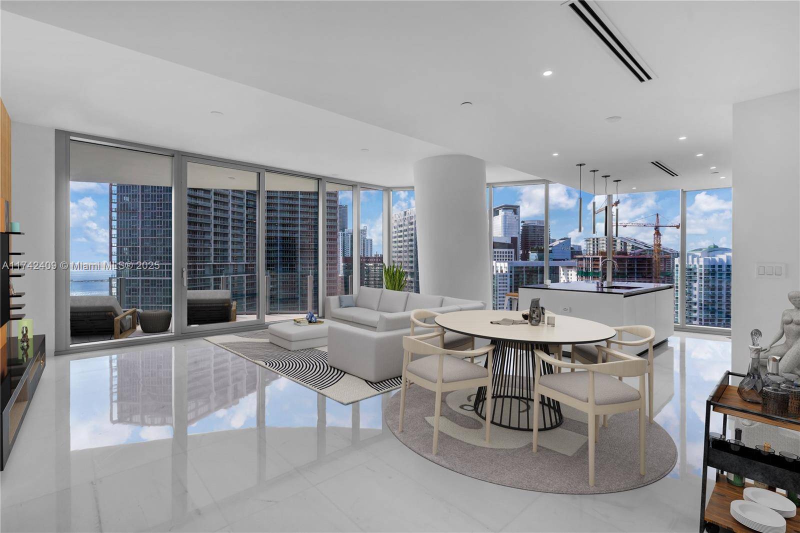 Miami, FL 33130,300 Biscayne Blvd Way #4007
